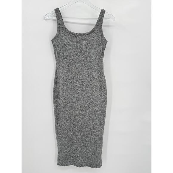 Vuori Halo Essential Tank Midi Dress Activewear Gray Built In Bra Size Small - Picture 5 of 11